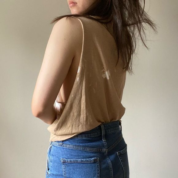 Johnson Motors Distressed Muscle Tee - Picture 2 of 4